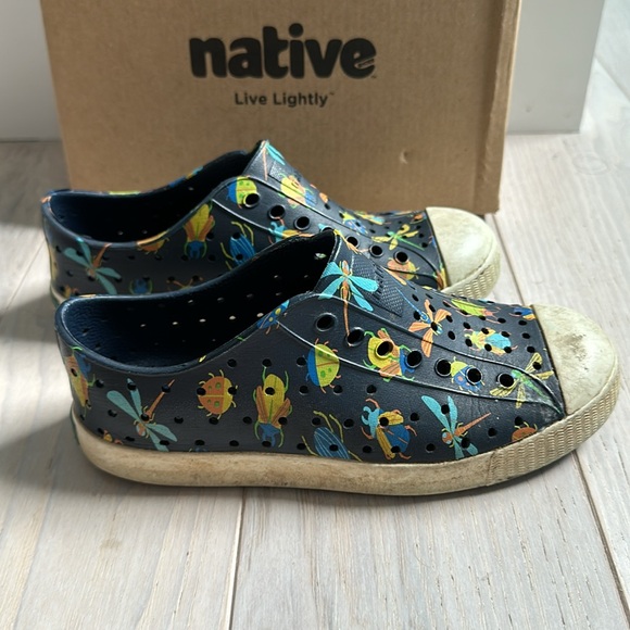 Native Brand Sandals: Jefferson Child Print size J1 - Picture 4 of 7